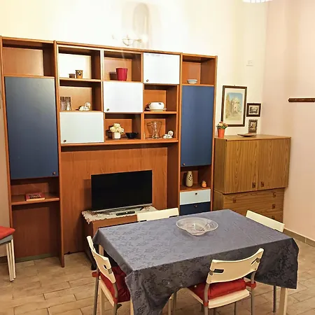 Vintage House Center