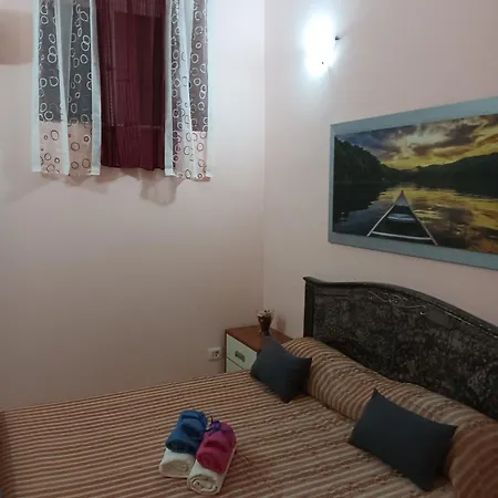 Vintage House Center Katania