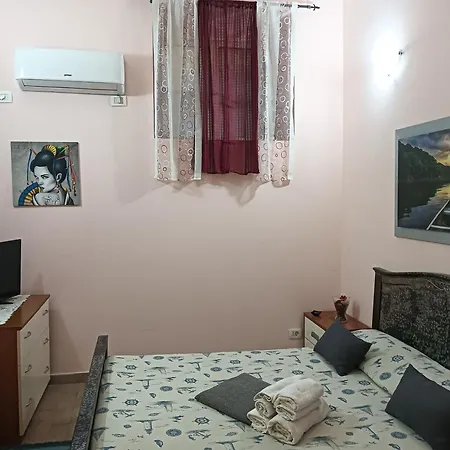 Vintage House Center Apartament Katania