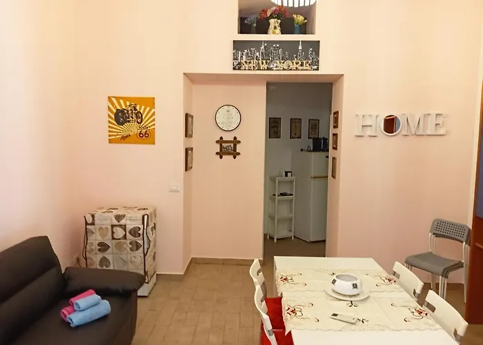 Vintage House Center *
