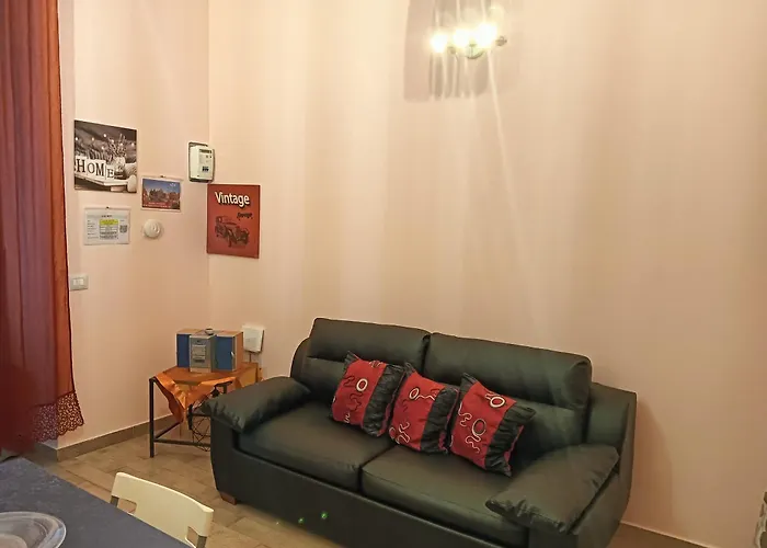 Vintage House Center